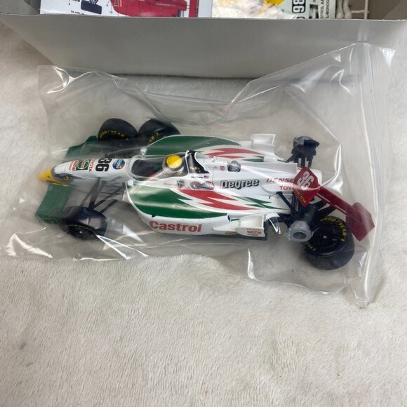 1999 REVELL DAN GURNEY'S CASTROL REYNARD RACE CAR PLASTIC MODEL KIT 1/25 SCALE - Picture 8 of 16